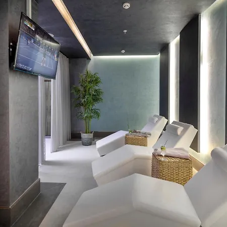 Danis & - Old Hotel 4*