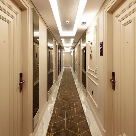 Otel Danis