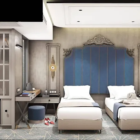 酒店 Danis & - Old 4*